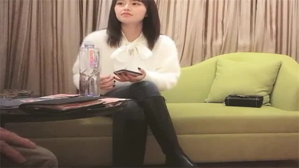 炮王沈先生狂操气质尤物，骚穴被大屌干到潮吹喷水